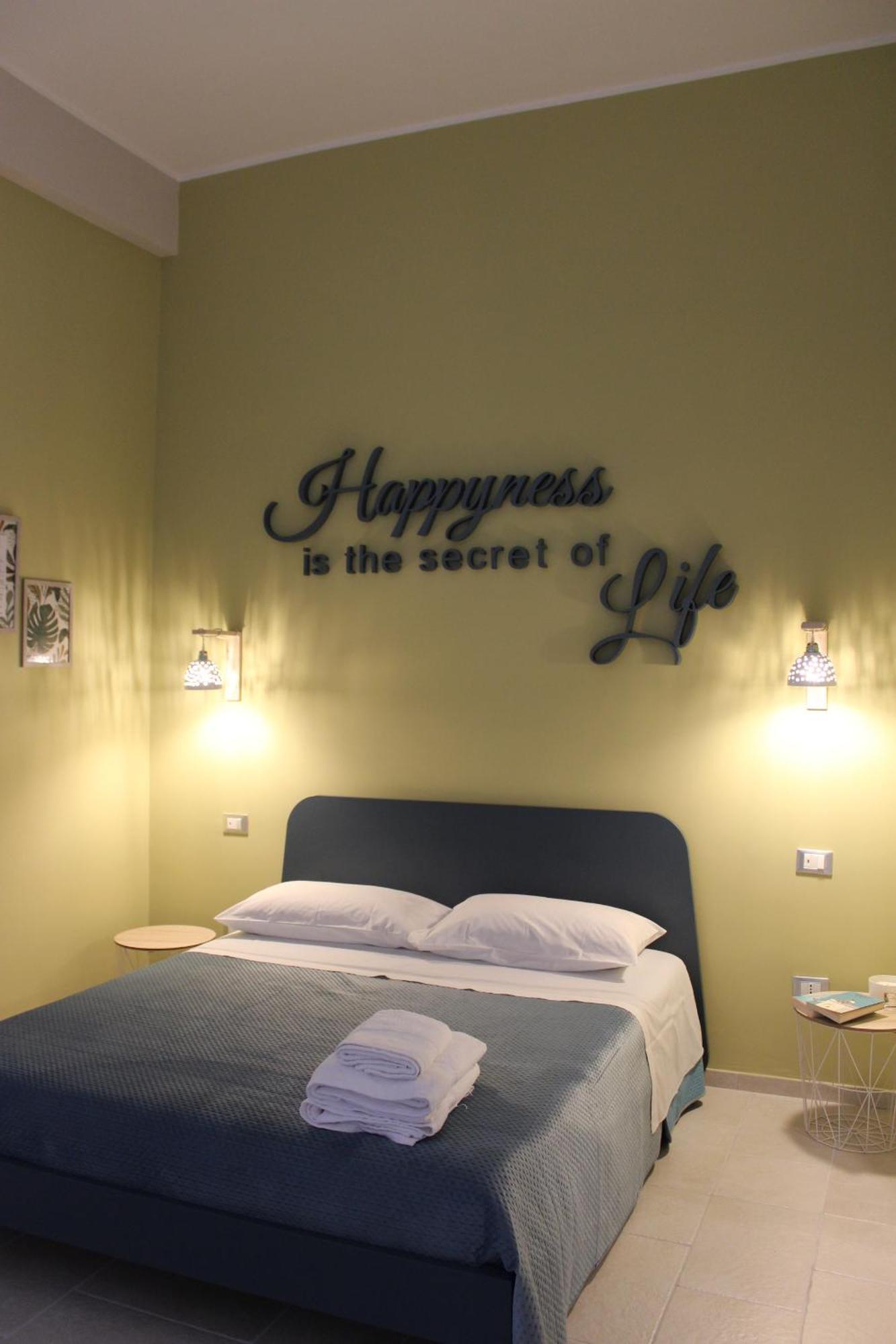 Happynesshouse_Locazione Turistica Leilighet Trani Eksteriør bilde