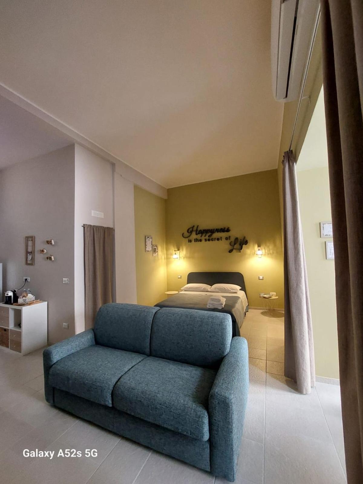 Happynesshouse_Locazione Turistica Leilighet Trani Eksteriør bilde