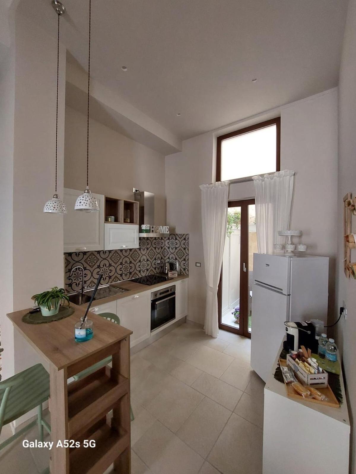 Happynesshouse_Locazione Turistica Leilighet Trani Eksteriør bilde