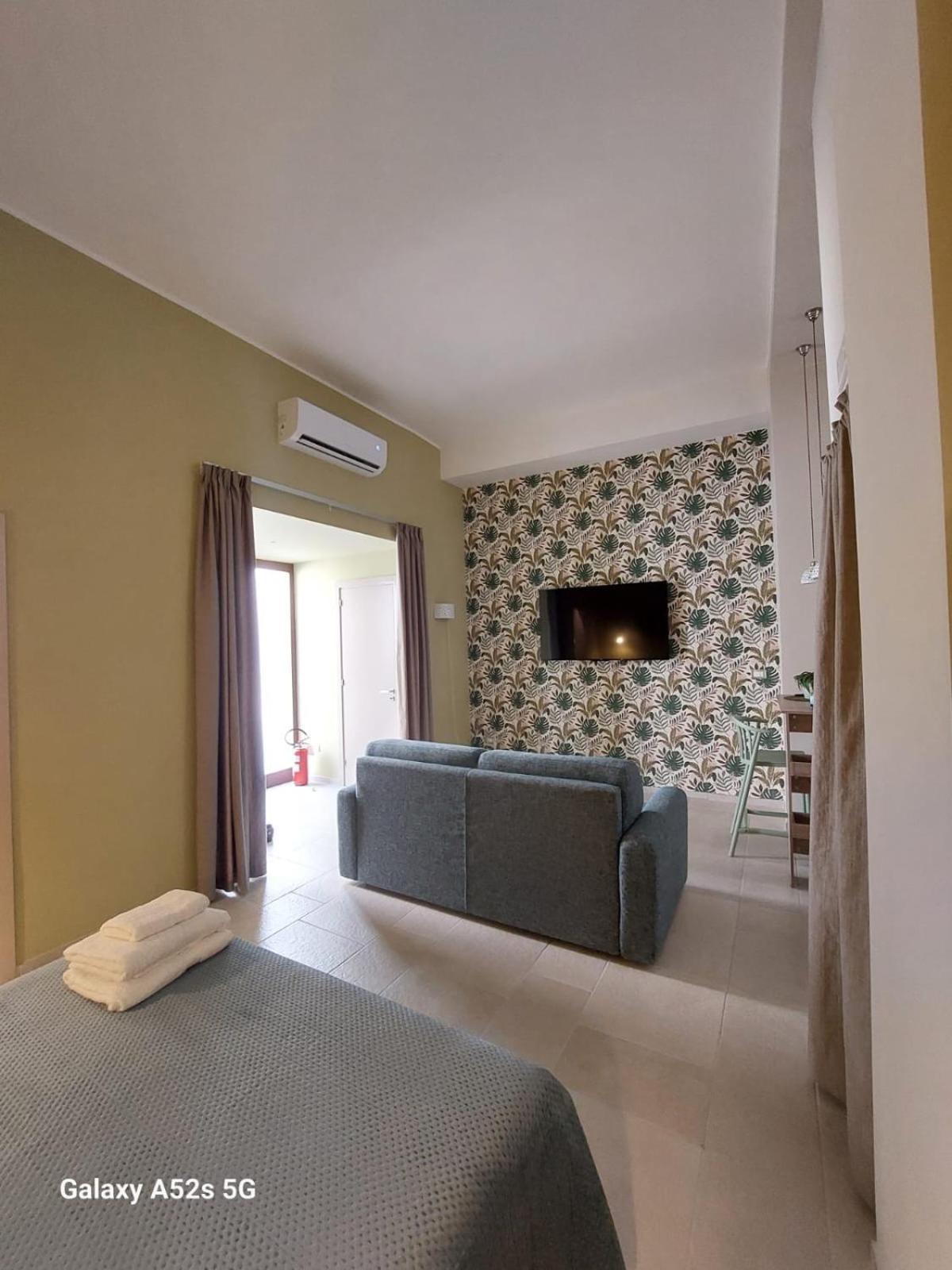 Happynesshouse_Locazione Turistica Leilighet Trani Eksteriør bilde